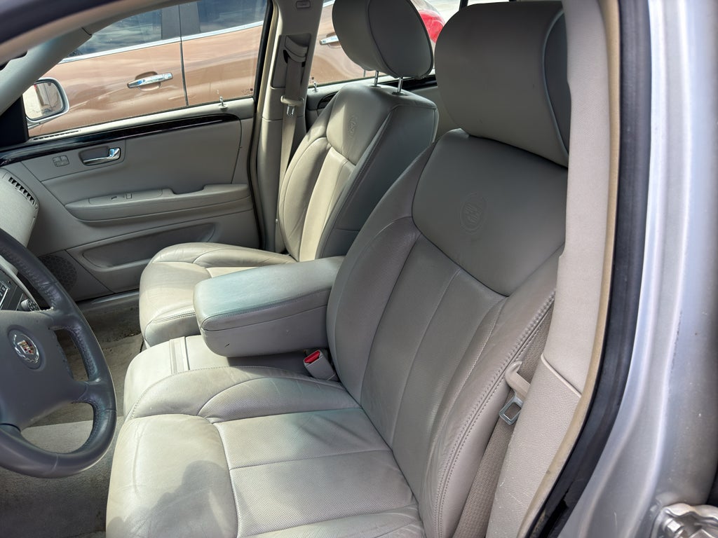 2011 Cadillac DTS Base