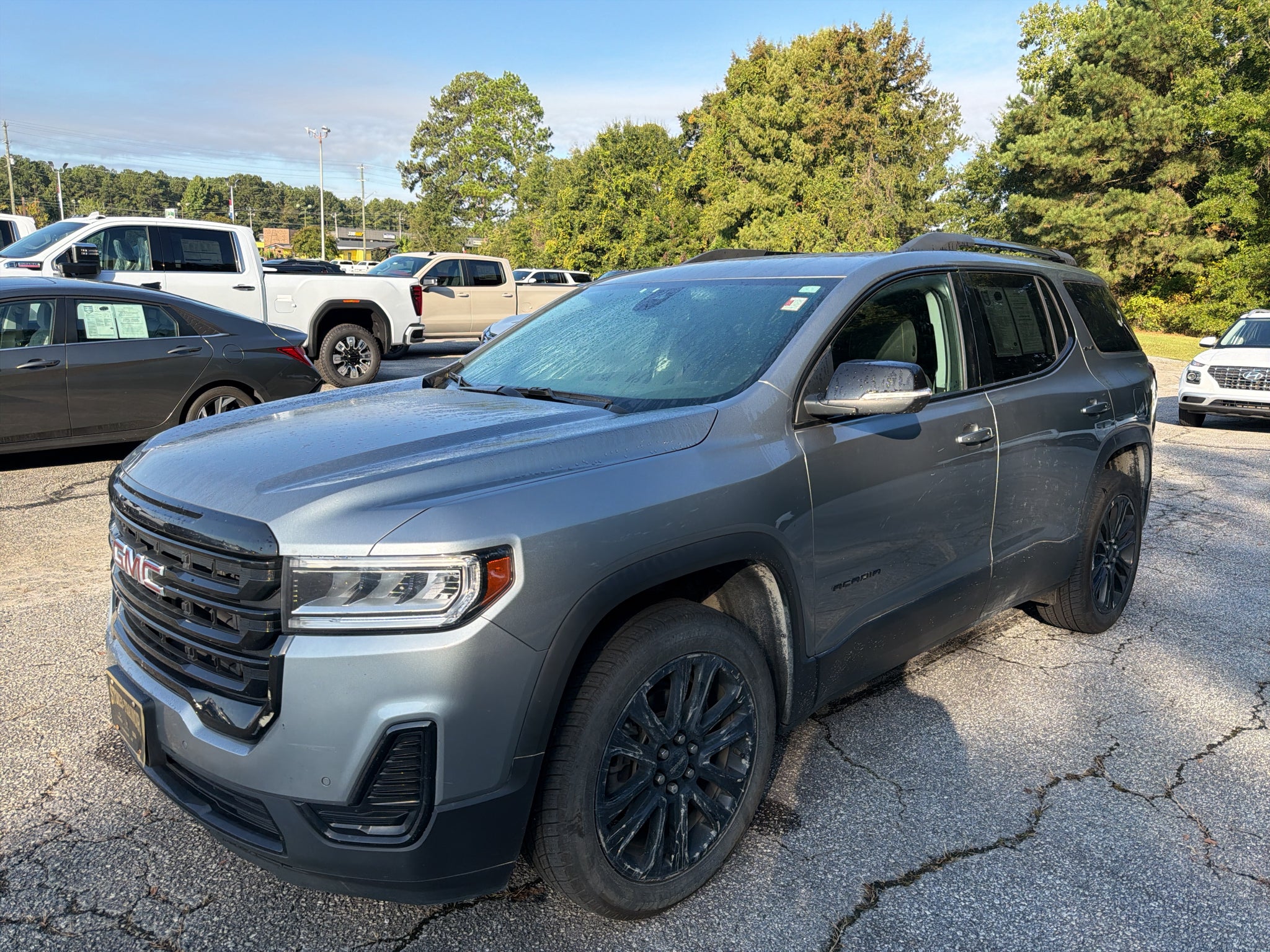 2023 GMC Acadia SLE