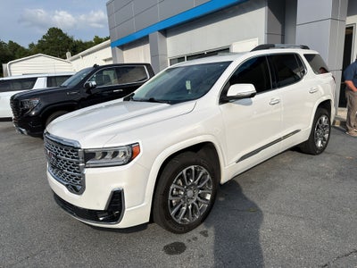 2023 GMC Acadia Denali