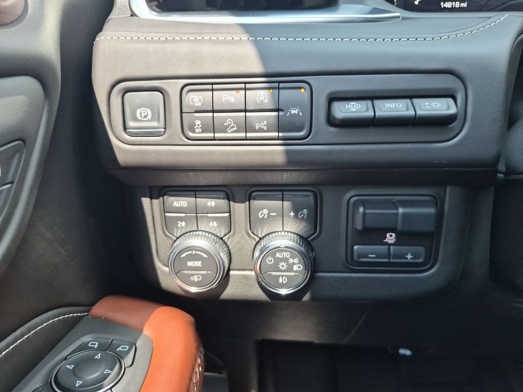 2024 GMC Yukon Denali Ultimate