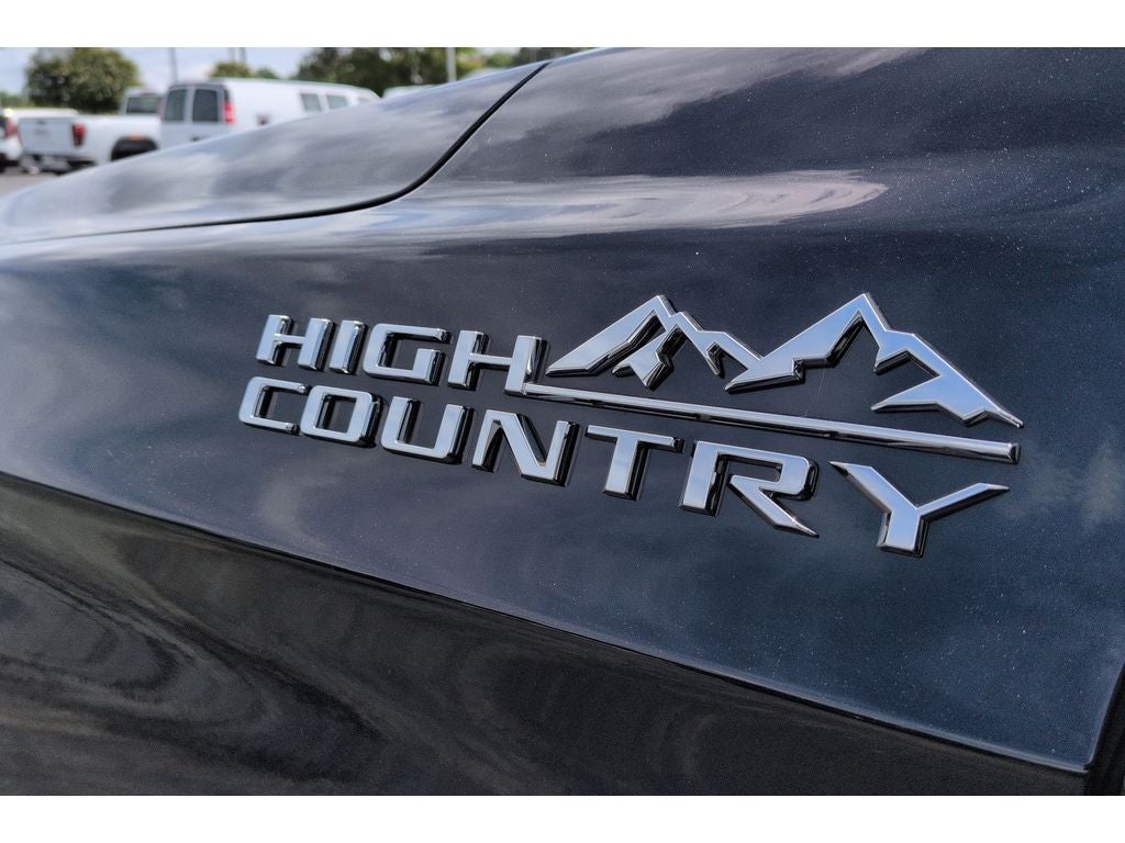 2024 Chevrolet Suburban High Country