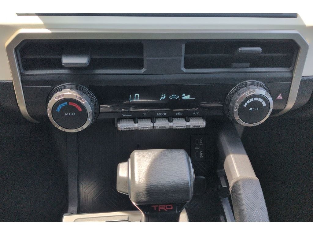 2024 Toyota Tacoma 4WD SR5