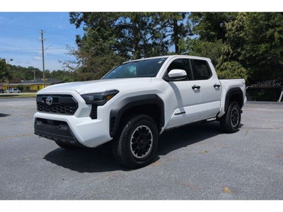 2024 Toyota Tacoma 4WD SR5
