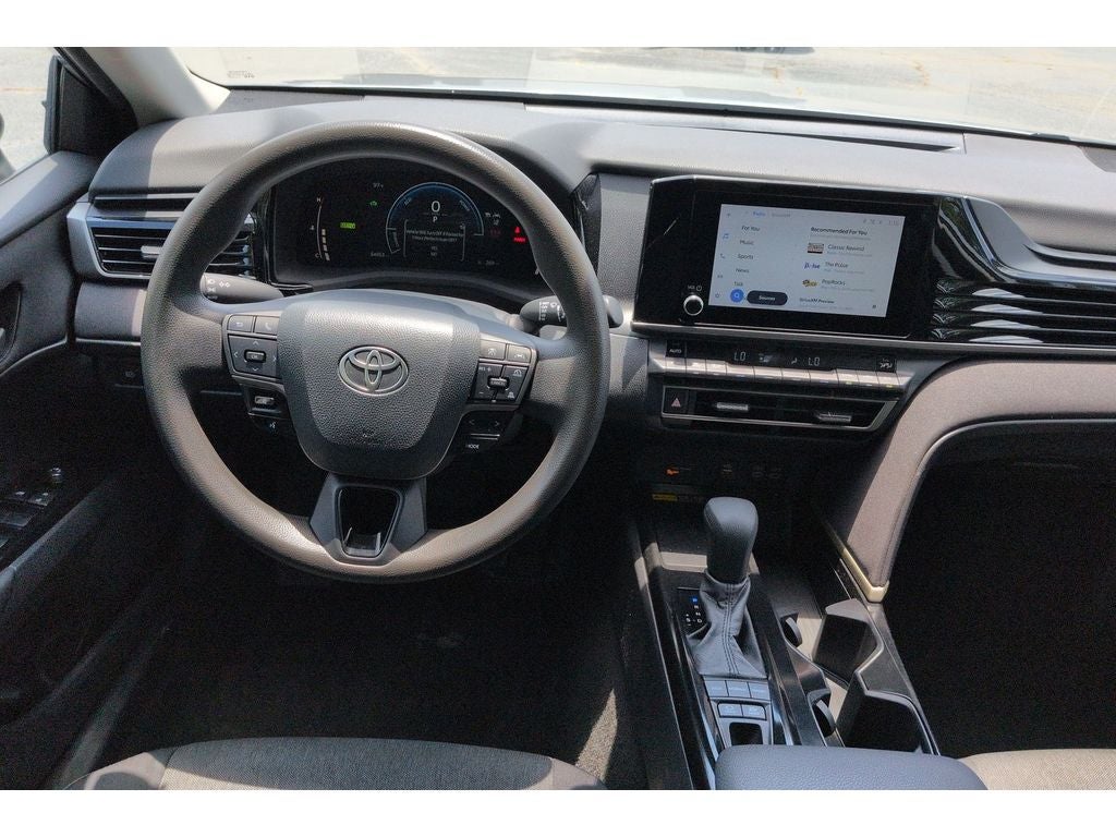 2025 Toyota Camry 19