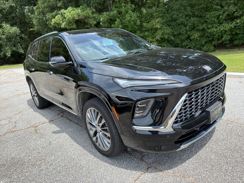 2025 Buick Enclave Avenir