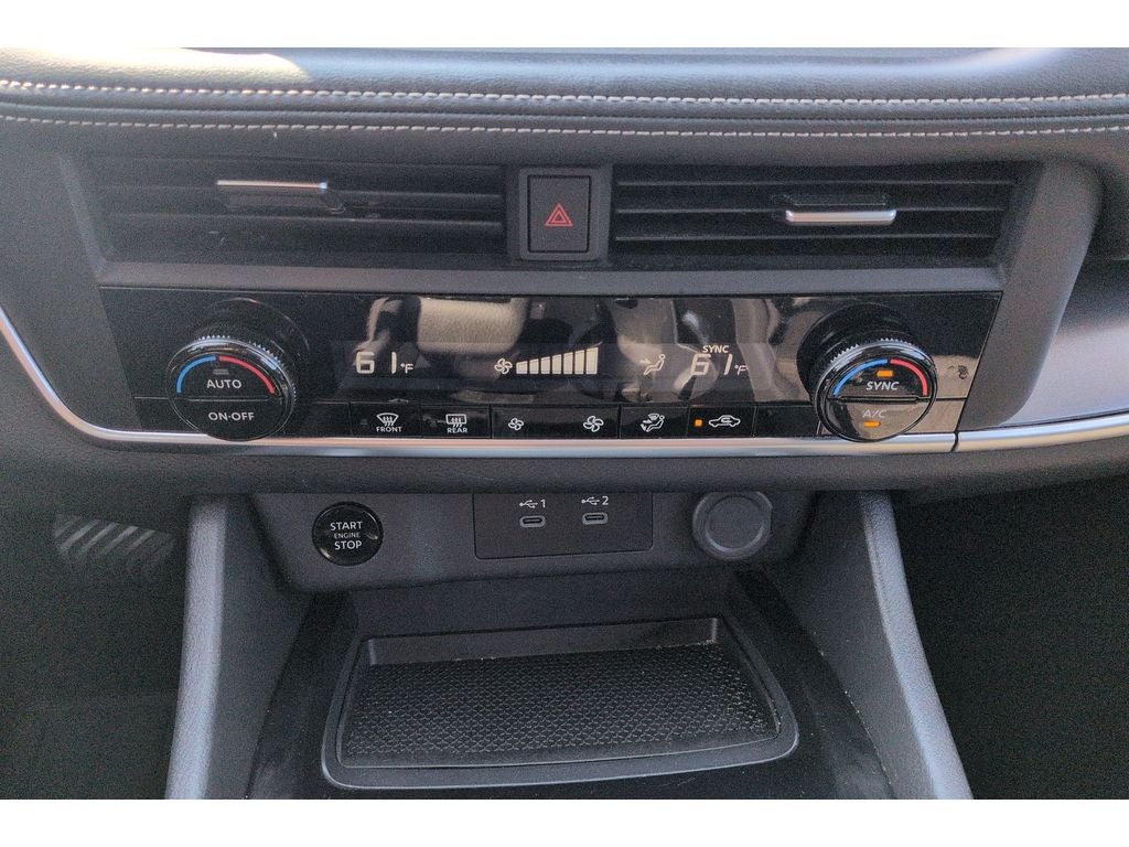 2025 Nissan Rogue 32