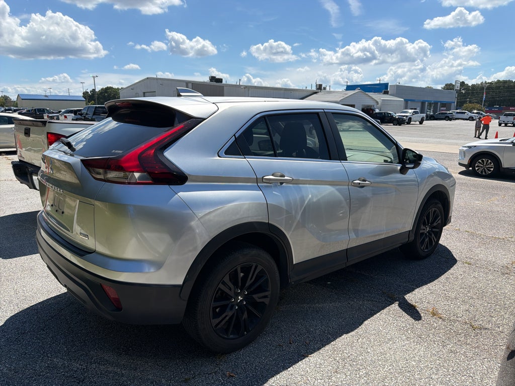 2024 Mitsubishi Eclipse Cross LE